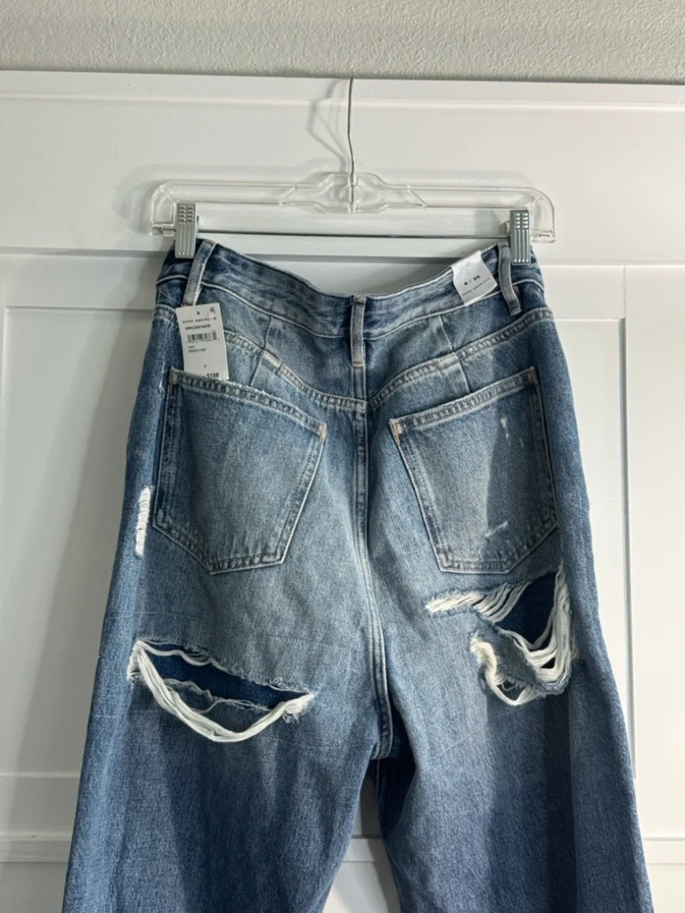 Good American Light Blue Distressed Wide-Leg Jeans - Women - Picture 5 of 8